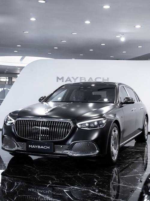 成都126岚图汽车的售后服务让用户无忧出行，迈巴赫未来的豪华车趋势